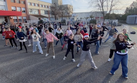 Joyeuses fêtes 2025-Collège Lucie Aubrac-Castelmoron.mp4