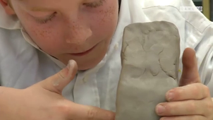 02-Entrer dans la pratique des arts plastiques