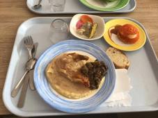 Maïssa donne son avis sur ce repas