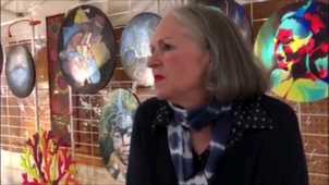 Vidéo Peinture sur céramique Fabienne Kalfon.mp4