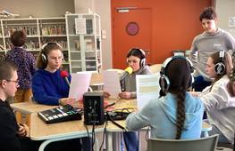 CNRD 3 - L'usine du Rocray, interview fictive de civils lors de la Libération d'Athis-de-l'Orne