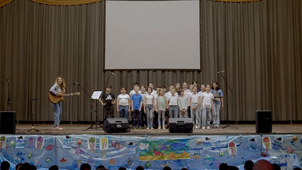 Spectacle Ecole de la Plaine de Conflans 2026 CM1-CM2B.mov