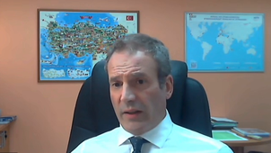 La posture de directeur dans une école du réseau