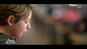 Les élèves du collège Danton à la Bibliothèque des grands moulins avec Eric Fotorino ‐ Réalisée avec Clipchamp.mp4