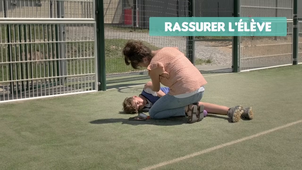 Gerer_la_crise_epileptique_en_milieu_scolaire-yMdqLPDULEs (1).webm
