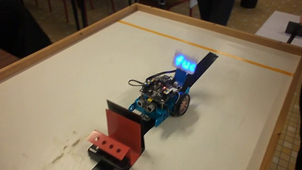 evitement d'obstacle robot mbot.mp4