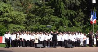 8 mai 2024 en terres étrangères