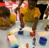 Les petits enquêteurs (maternelle Planeta Educar de Luanda)