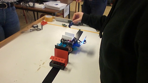 robot ozobot eviter les obstacles.mp4