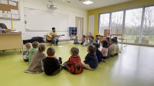 325B6C28-7CF5-42C1-B19E-555A120263E8.mov