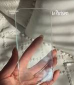 Un smartphone transparent.mp4