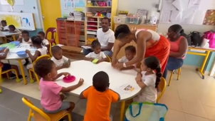 Le jus d'orange chez les SP de Mme LAGIER.mp4