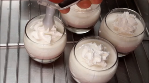 Fromage blanc aux litchies1.mp4